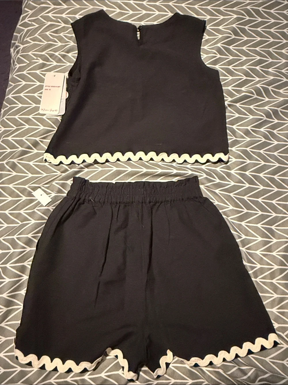 NWT Japna Girls Linen Black Two-Piece Shorts Set with Cream Trim